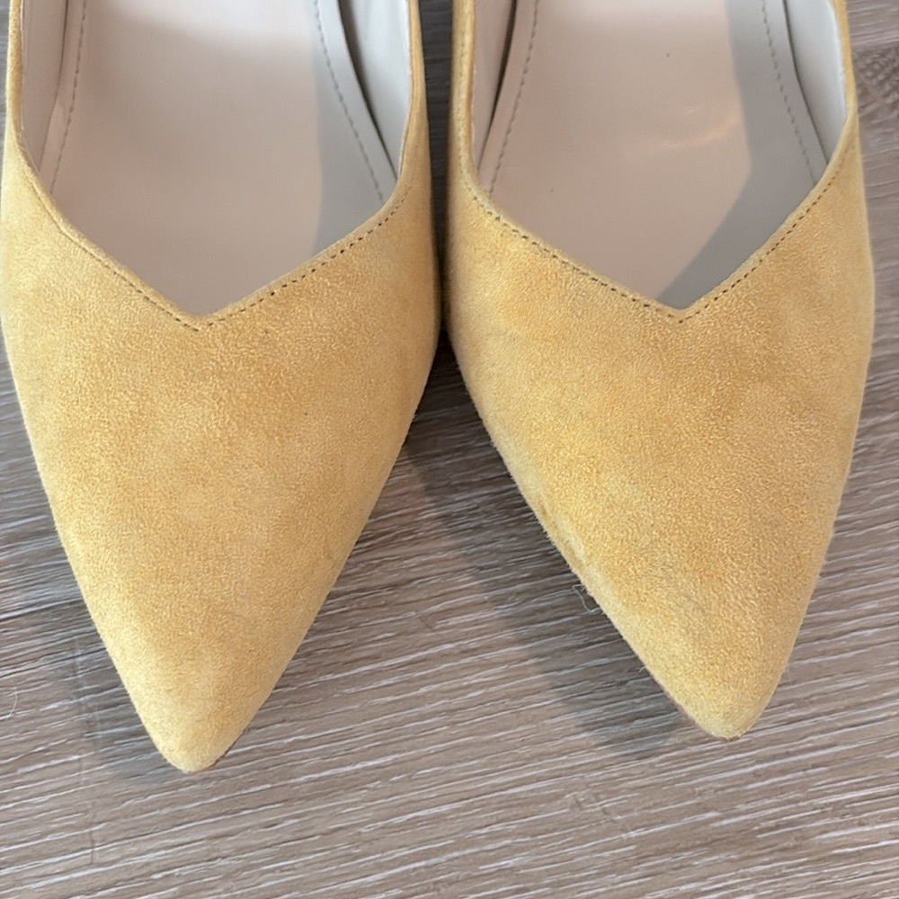 [Marc Fisher] Caitlin Pump Pointed-Toe Block Heel in Yellow Suede Women's Sz 7.0 - Picture 7 of 11